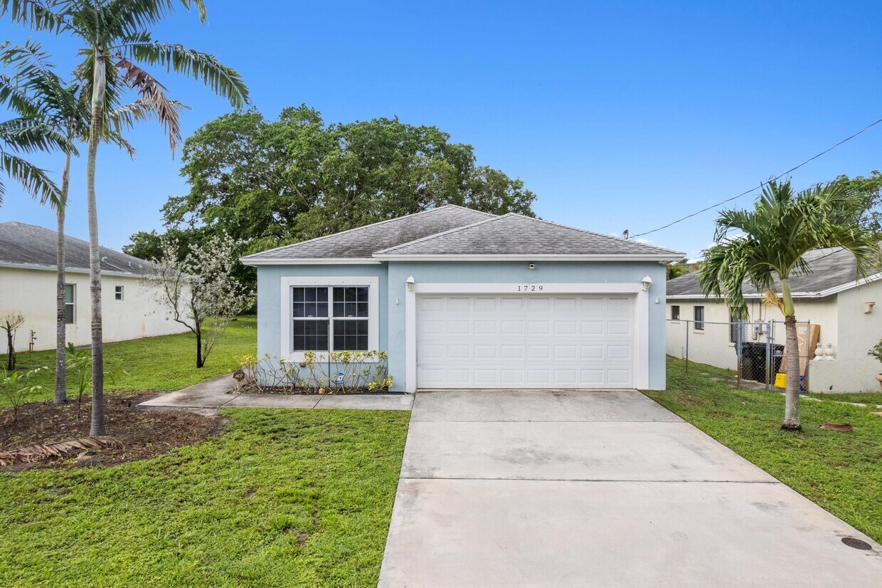 Foto principal - 1729 11th Ave N