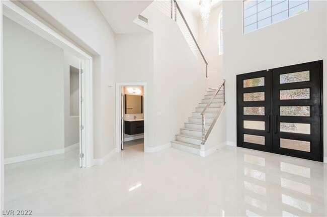 Building Photo - 8717 Robinson Ridge Dr