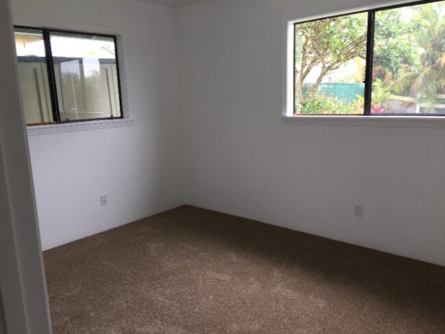Building Photo - 15 Haaheo Pl