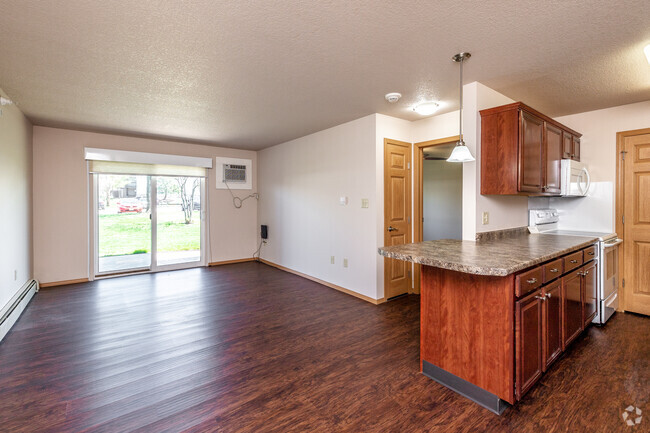 1BR, 1BA - 640 SF - Sun Prairie/Vista Court Apartments