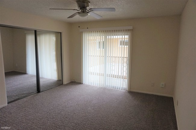 Building Photo - 2 br, 1.5 bath  - 5989 Lake Crest Way Apt 21