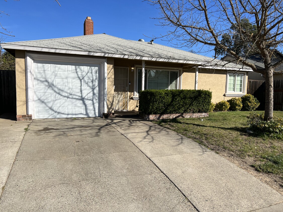 5001 Alcott Dr, Sacramento, CA 95820 House Rental in Sacramento, CA