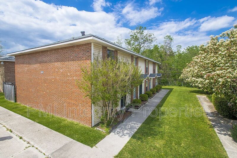 Primary Photo - 1674 Brightside Dr