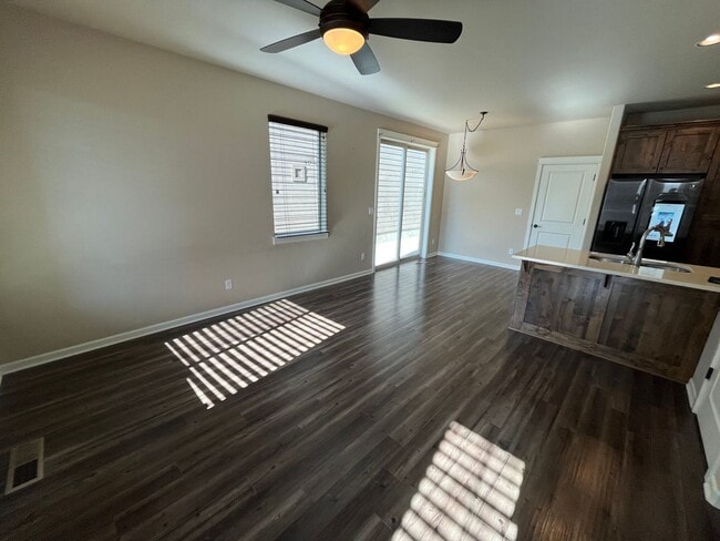 Foto del edificio - 3 Bed/2.5 Bath Single Family Home in NE Bend - McCall Landing