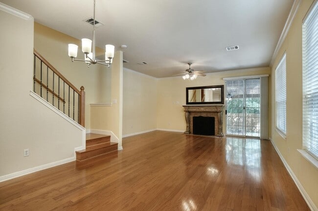 Building Photo - 8518 Cahill Dr