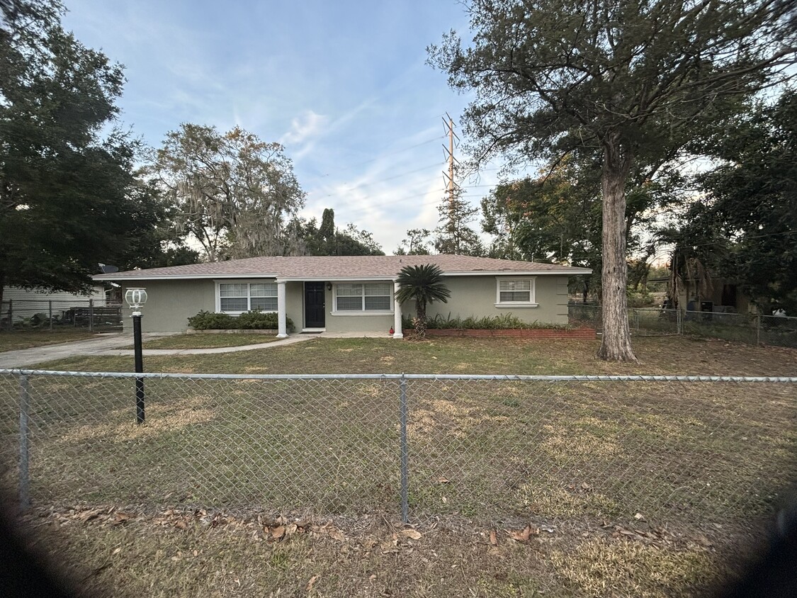 Foto principal - 1499 NE 59th St