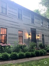 Building Photo - 308 Wildberry Rd