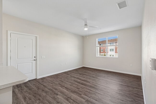 Building Photo - Whispering Oaks