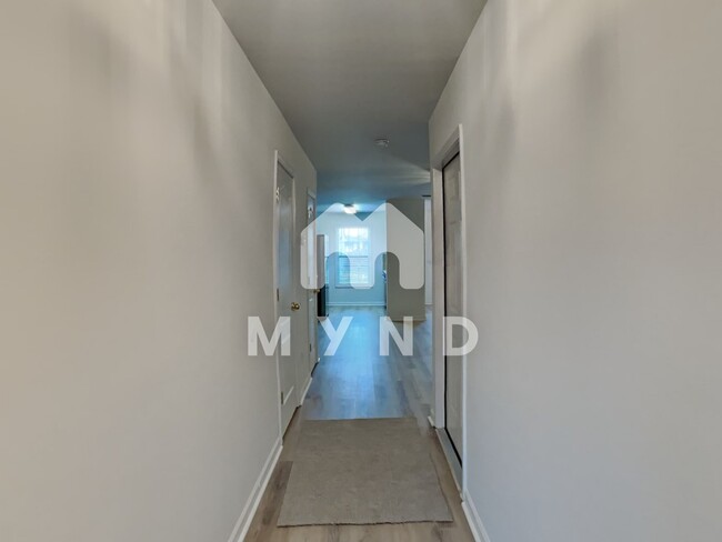 Foto del edificio - 6501 Snowbird Ln