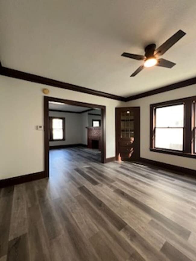 Building Photo - 1562 Ivydale Rd