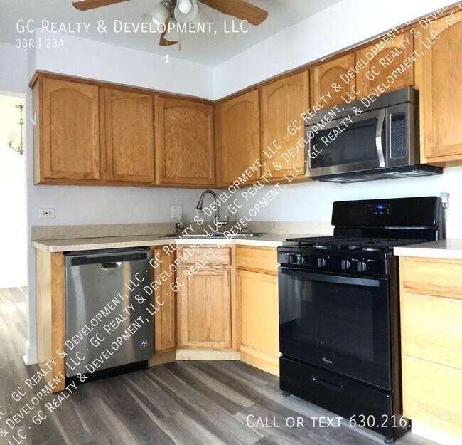 Building Photo - 15526 Rob Roy Dr