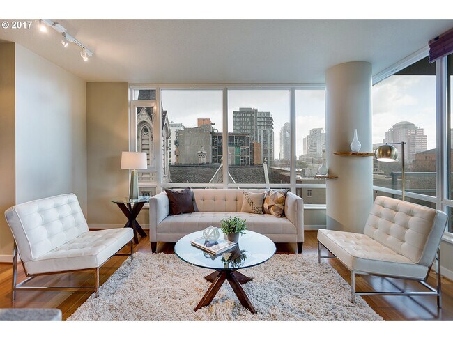 Building Photo - 1500 SW 11th Ave