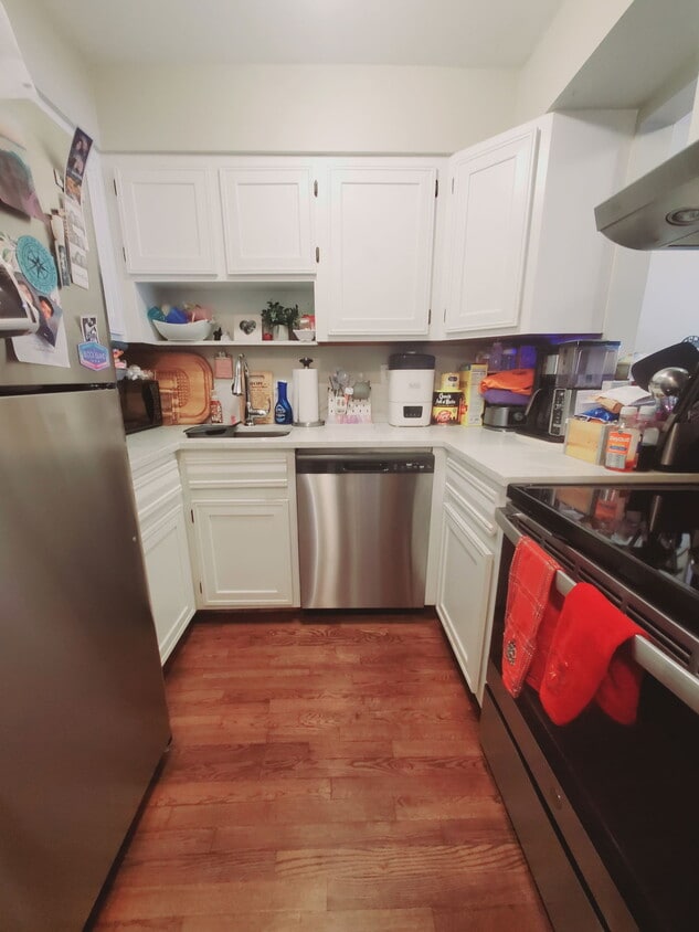 Photo - 24 Adams Avenue Apt #B, Stamford, CT 06902 - 1 BR 1 BA condo