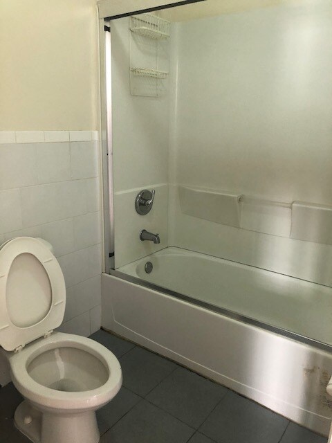 Foto del edificio - 104-4 47th Ave