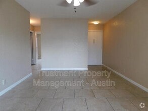 Building Photo - 2600 Penny Ln