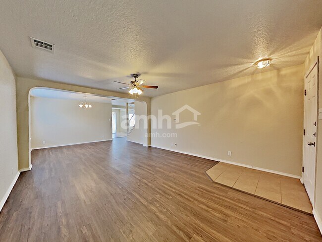 Building Photo - 7206 Calypso Dawn