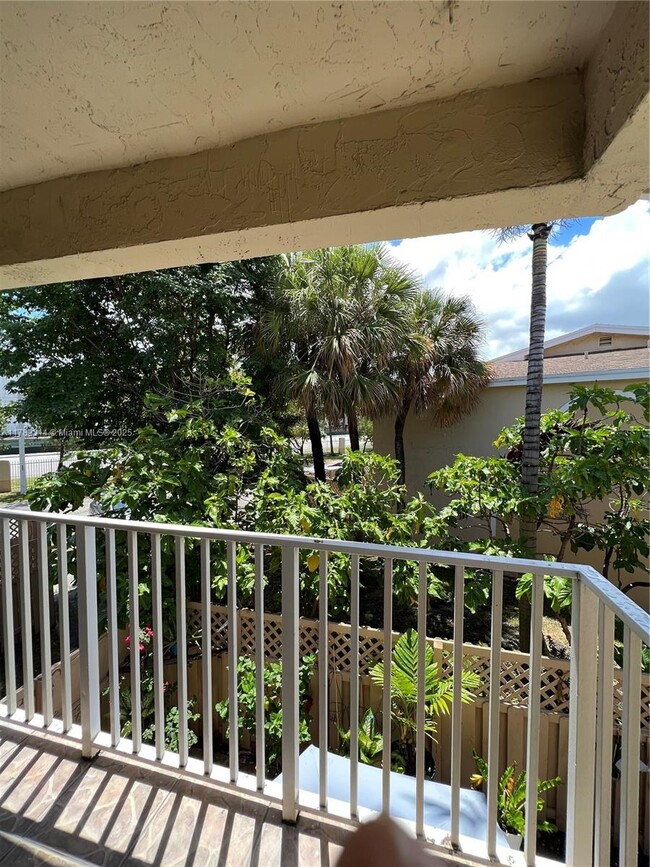 Foto del edificio - 4200 NW 79th Ave