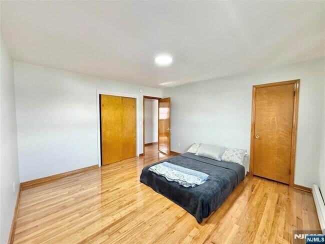 Foto del edificio - 30 Cottage Pl