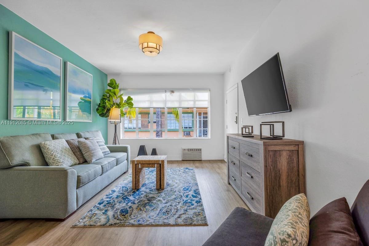 Foto principal - 301 86th St