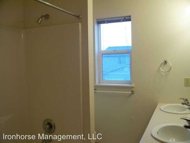 Building Photo - 2471 Wheeler Dr