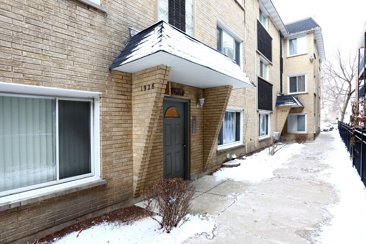 Foto del edificio - 1922 W Pratt Blvd