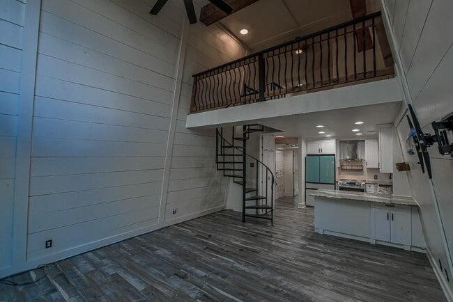 Foto del edificio - 3200 Rim Cove Dr