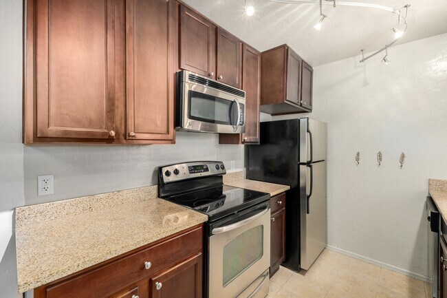 Foto del edificio - 14145 N 92nd St