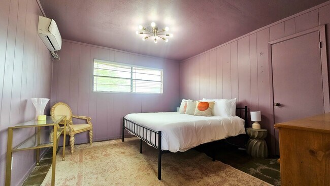 Building Photo - Charming 4-Bed, 2-Bath Home with Acreage f...
