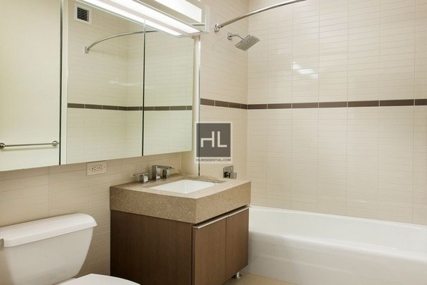 Building Photo - Flex 2 bedroom in FIDI - WEST STREET