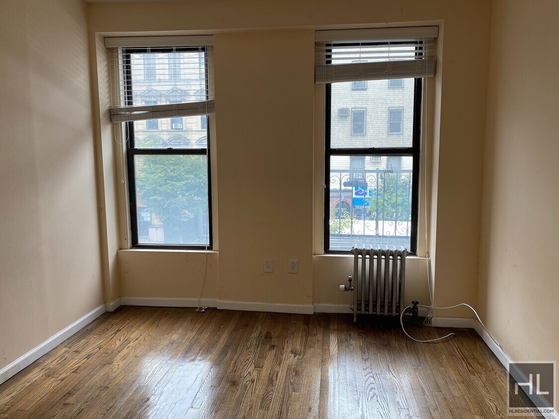 Building Photo - 837 Bedford Ave