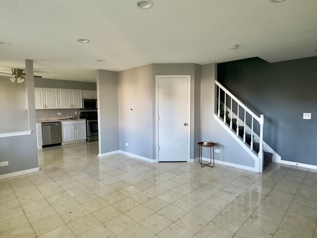 Foto del edificio - 1356 S Lorraine Rd