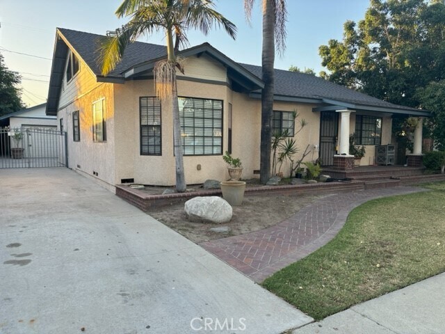 Primary Photo - 14609 Fairford Ave