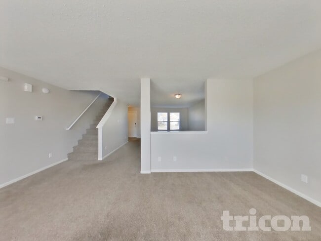 Building Photo - 8343 Weathervane Cir