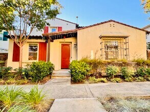 Building Photo - 2652 Basswood Dr