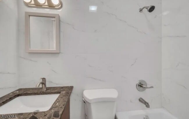 Foto del edificio - 275 Main St