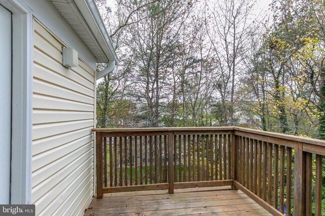 Building Photo - 10 Amberstone Ct
