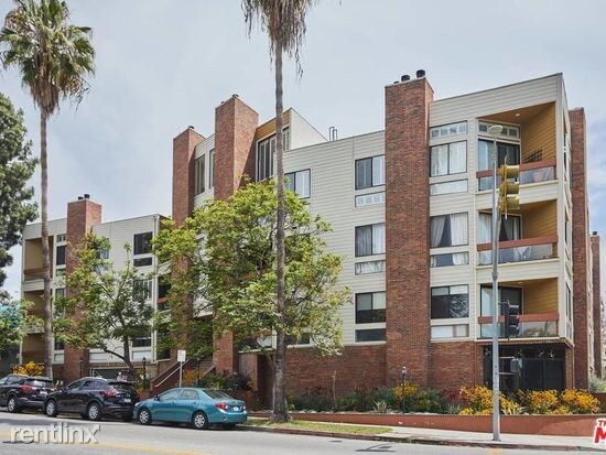 Primary Photo - 2 br, 2 bath - 750 S Bundy Dr Apt 305
