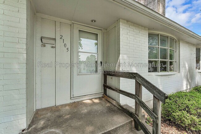 Foto del edificio - 2105 S Barcliff Ave