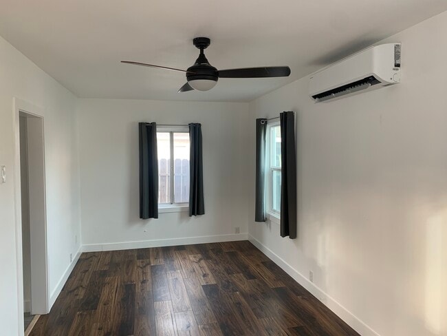 Living Room - 754 West 18th Street