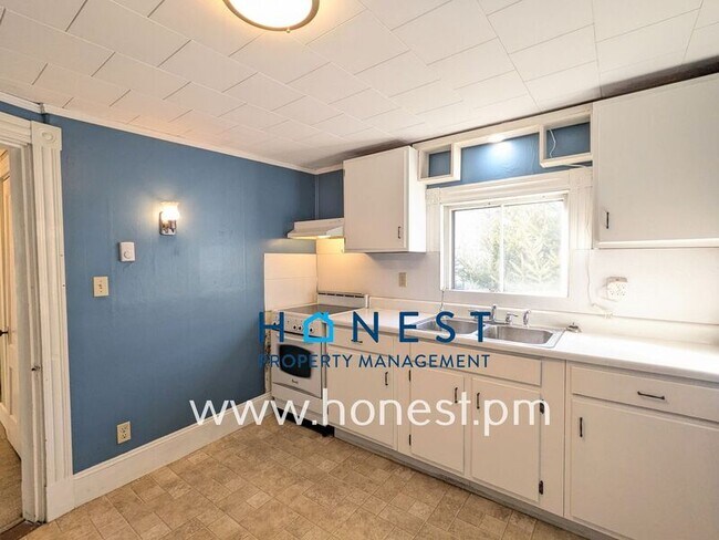 Foto del edificio - 3 Deeb St