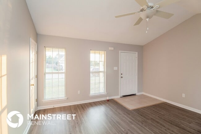 Building Photo - 10696 Pecan View Dr