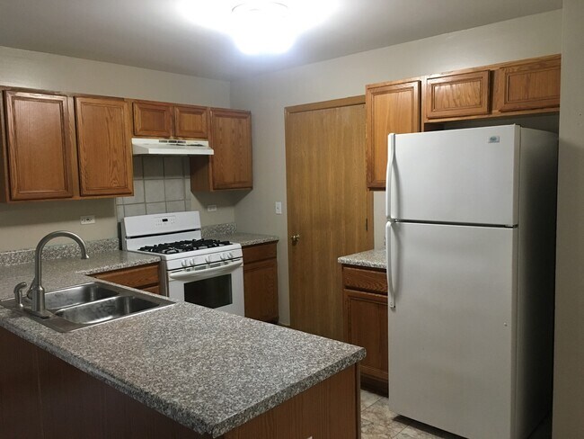 Foto del edificio - 818 Park Bluff Cir