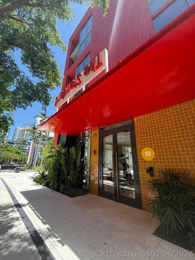Foto del edificio - 90 NE 32nd St