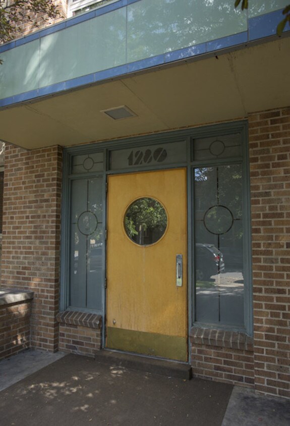 Building Photo - 1280 Humboldt St