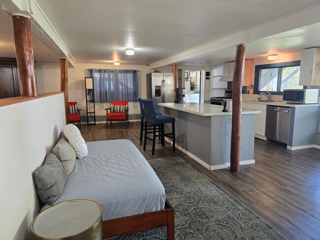 Foto del edificio - 55-3095-3095 Akoni Pule Hwy