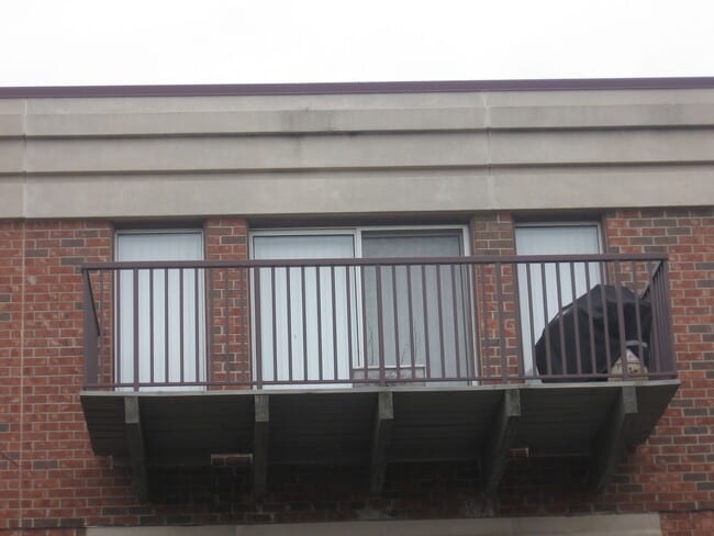 Building Photo - 412 Kelburn Rd