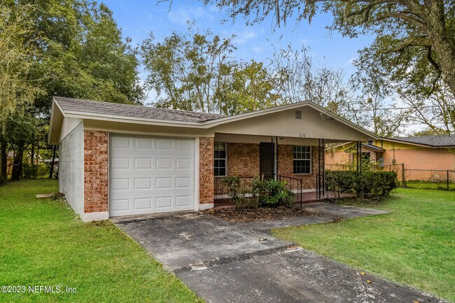 Foto del edificio - 5316 Arrowsmith Rd