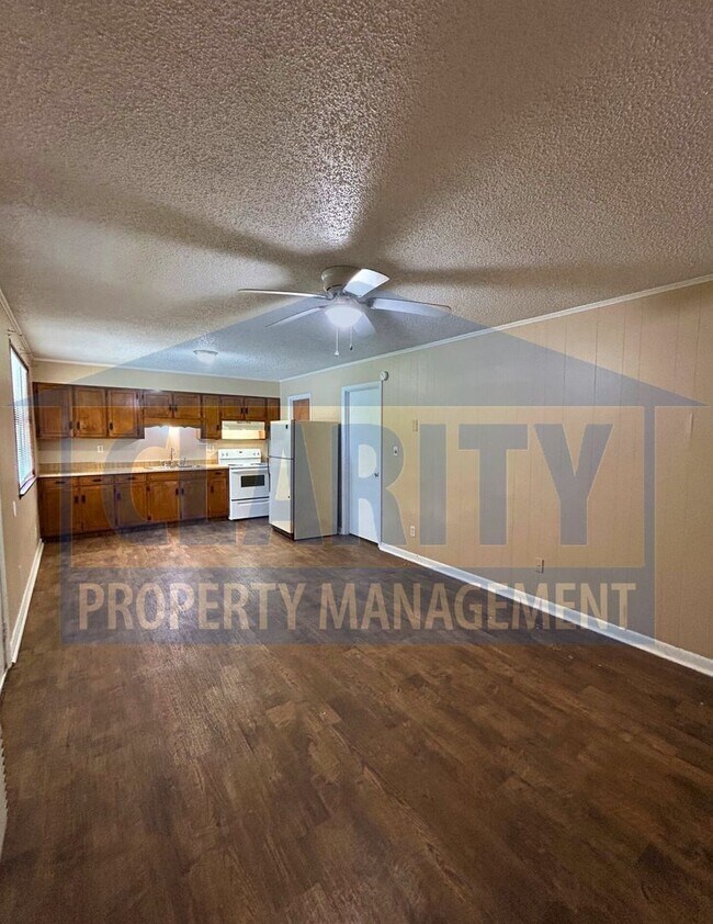 Foto del edificio - 956 Thompson Springs Rd SE