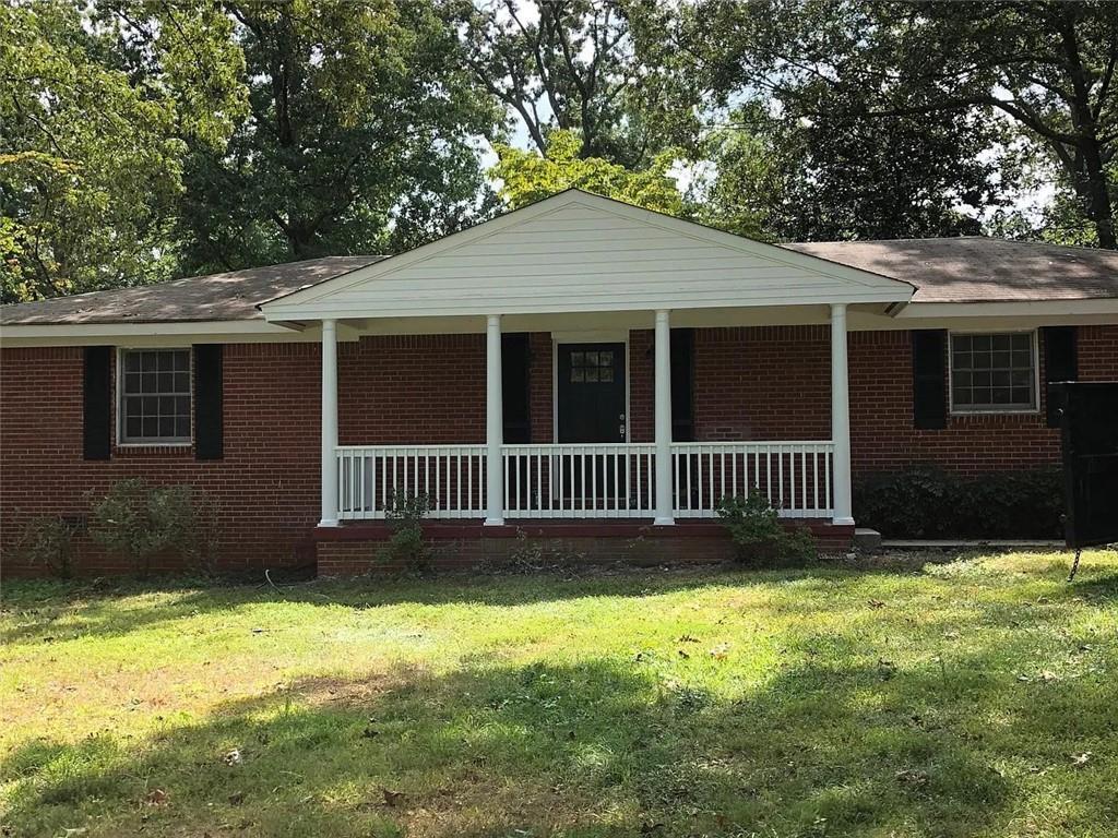 Primary Photo - 3211 Howell Dr