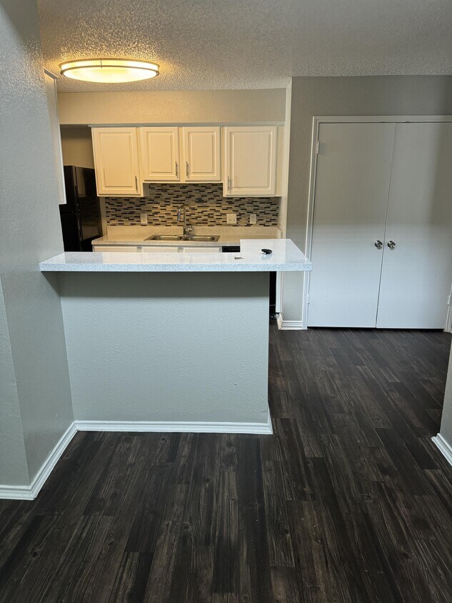 Foto principal - 5975 Westcreek Dr